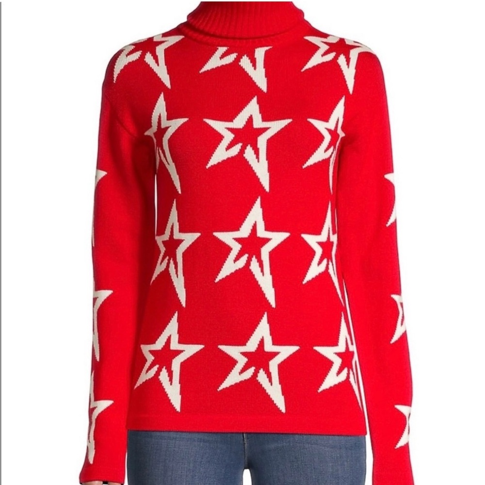 Perfect moment star dust ski sweater in Snow White star /red great condition